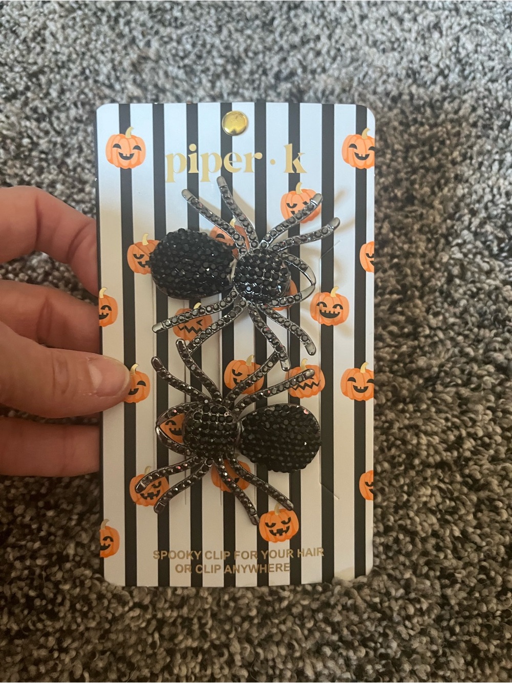 Piper K spider hair clips
